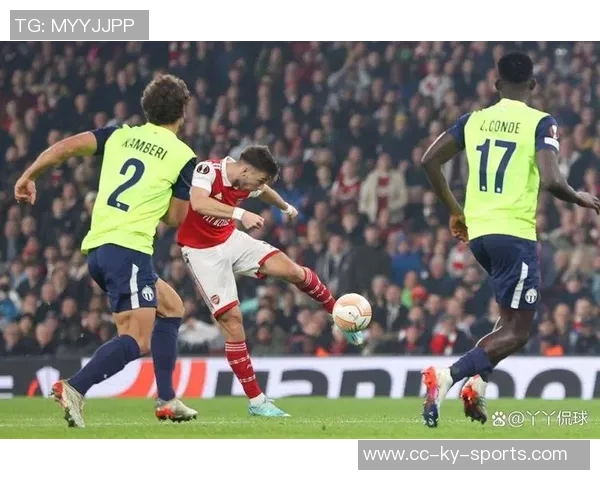 马竞发布欧冠客战阿森纳海报朱利亚诺西蒙尼独自亮相引关注