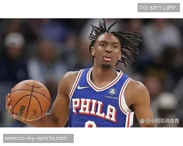 乔治称赞马克西坚持锻炼展现出色表现背后原因揭秘