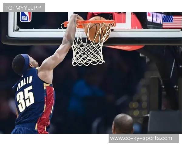 骑士双向球员汤姆林半场表现出色5投4中三分2中2贡献全队最高10分