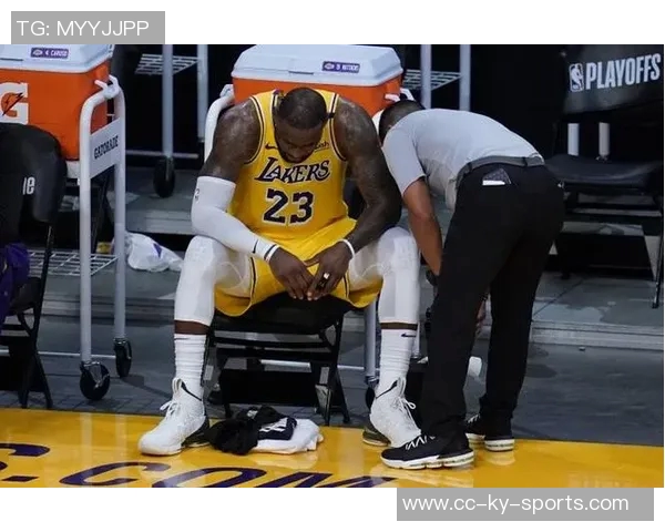 夸梅提醒詹姆斯谨慎挑选身边伙伴以防止重蹈达蒙琼斯覆辙