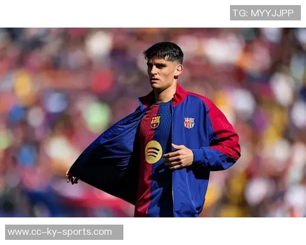 巴萨国王杯海报揭晓费兰托雷斯巴德吉卡萨多齐亮相